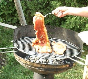 Holzfällersteak auf dem Grill